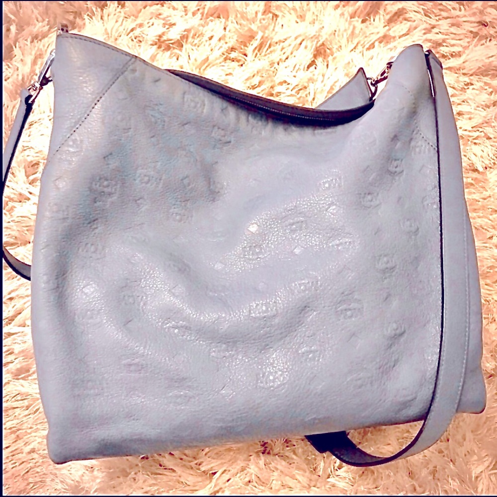 💙MCM Large Hobo Bag 💙